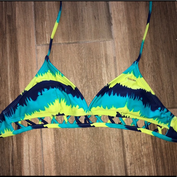 Roxy Bikini top - Picture 1 of 1